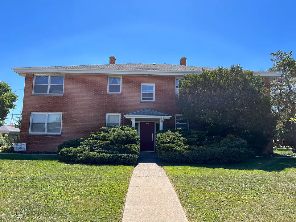 1817 Milwaukee Ave #8