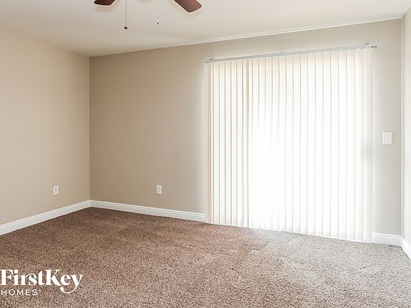 3rd image of 3716 Rockland Dr
