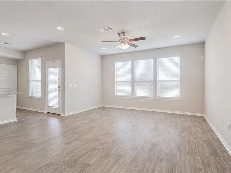 14202 McCoy Loop — Photo 12