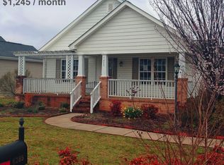 4283 Oak Tree Dr, Winston Salem, NC 27107