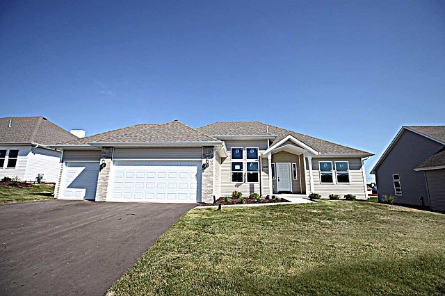 1st image of 4625 Katsura Dr