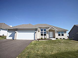 4625 Katsura Dr, Loves Park, IL 61111