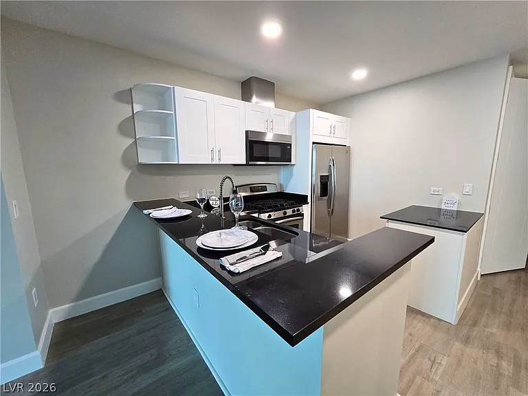 4525 Dean Martin Dr #503 — Photo 7