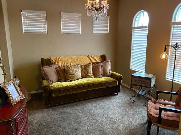 Front room off the entryway