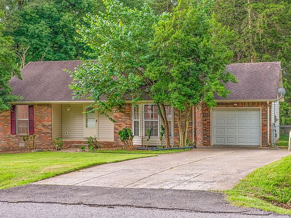 4th image of 3325 Backridge Rd