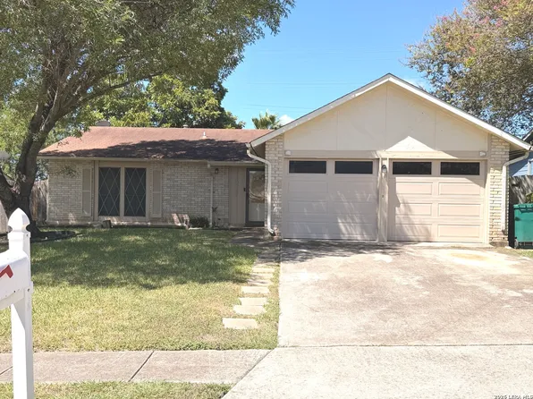 11217 Champion Oak, Live Oak, TX 78233