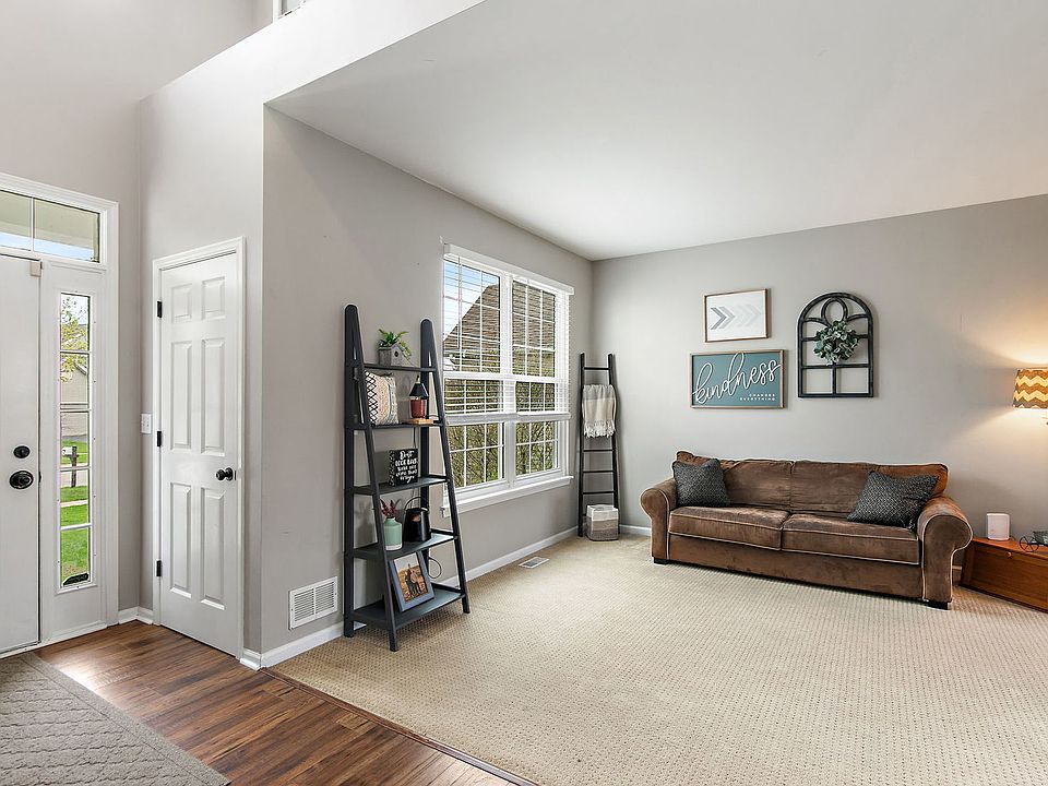 4951 Thistle Ln, Lake In The Hills, IL 60156 | MLS #12609903 | Zillow