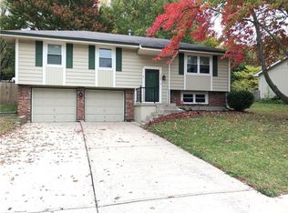 2608 SE 3rd St, Blue Springs, MO 64014