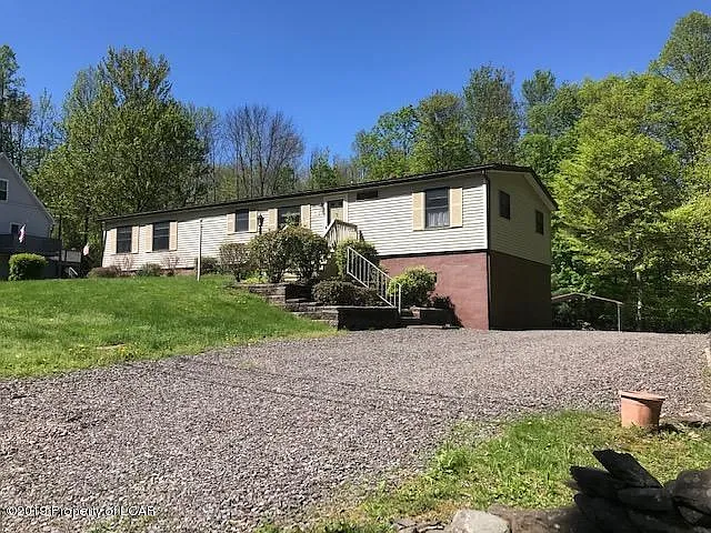 107 Baird St photo 1