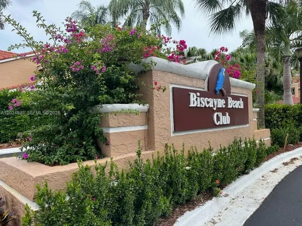 15560 SW 104th Ter APT 614, Miami, FL 33196