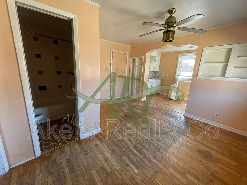 1 bed, 1.0 bath, 420 sqft, $850 — Photo 4