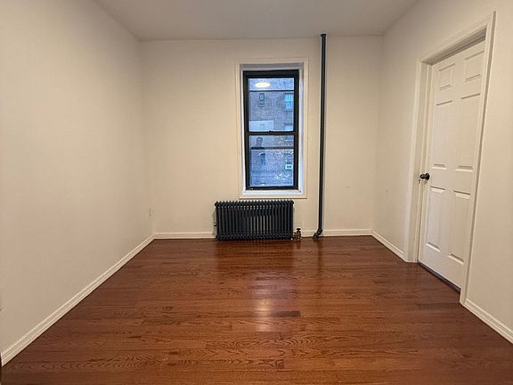 3rd image of 55 Market St Unit 4
