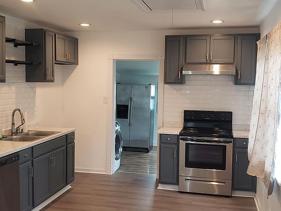 4th image of 5111 Kemp St #1