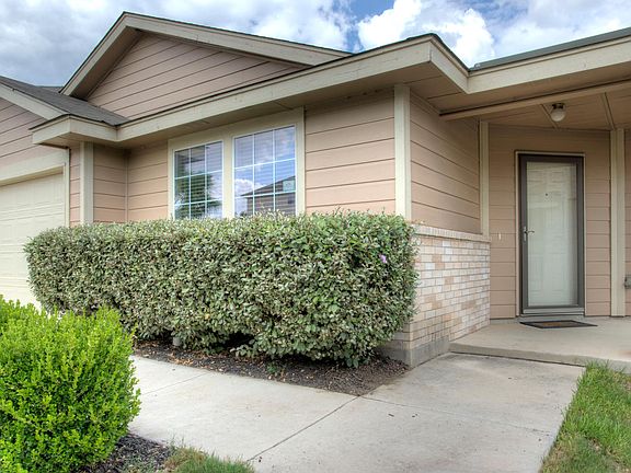 2nd image of 16710 Mandolino Ln