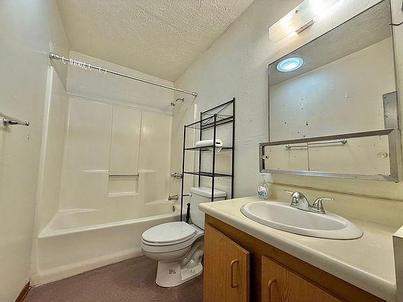 3rd image of 1774 Main St #12-00