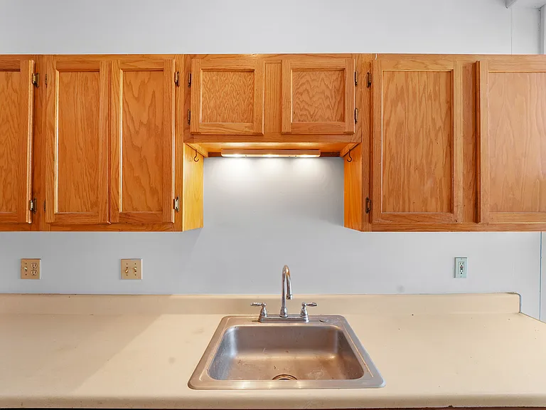 2419 Menard St — Photo 7