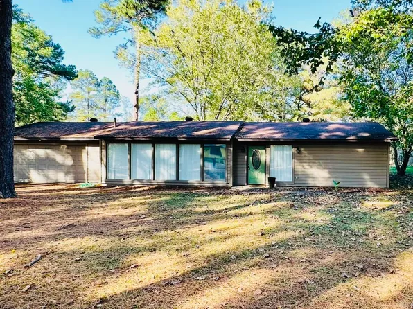 16001 Foxmoor Dr, Little Rock, AR 72206
