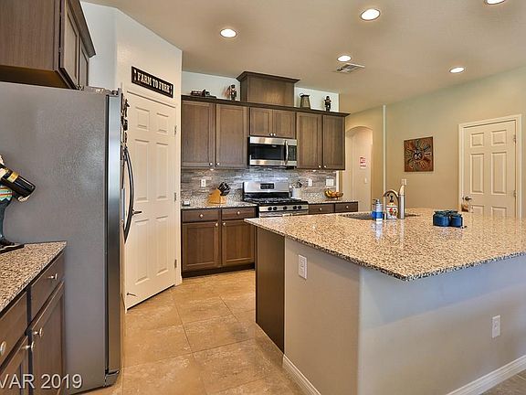 3rd image of 5645 Akula Bay St