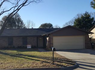 2402 Leslie St, Denton, TX 76205