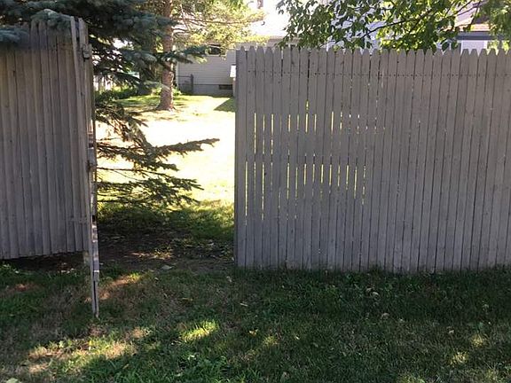 4th image of 811 Hamilton St