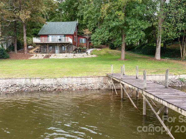 4580 Doctor Dr, Catawba, NC 28609