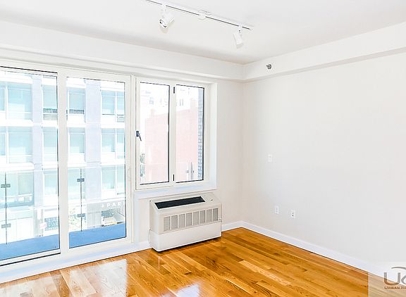 3rd image of 278 6th St APT 3E