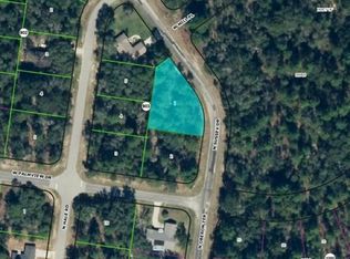 8206 N Sussex Dr, Citrus Springs, FL 34434