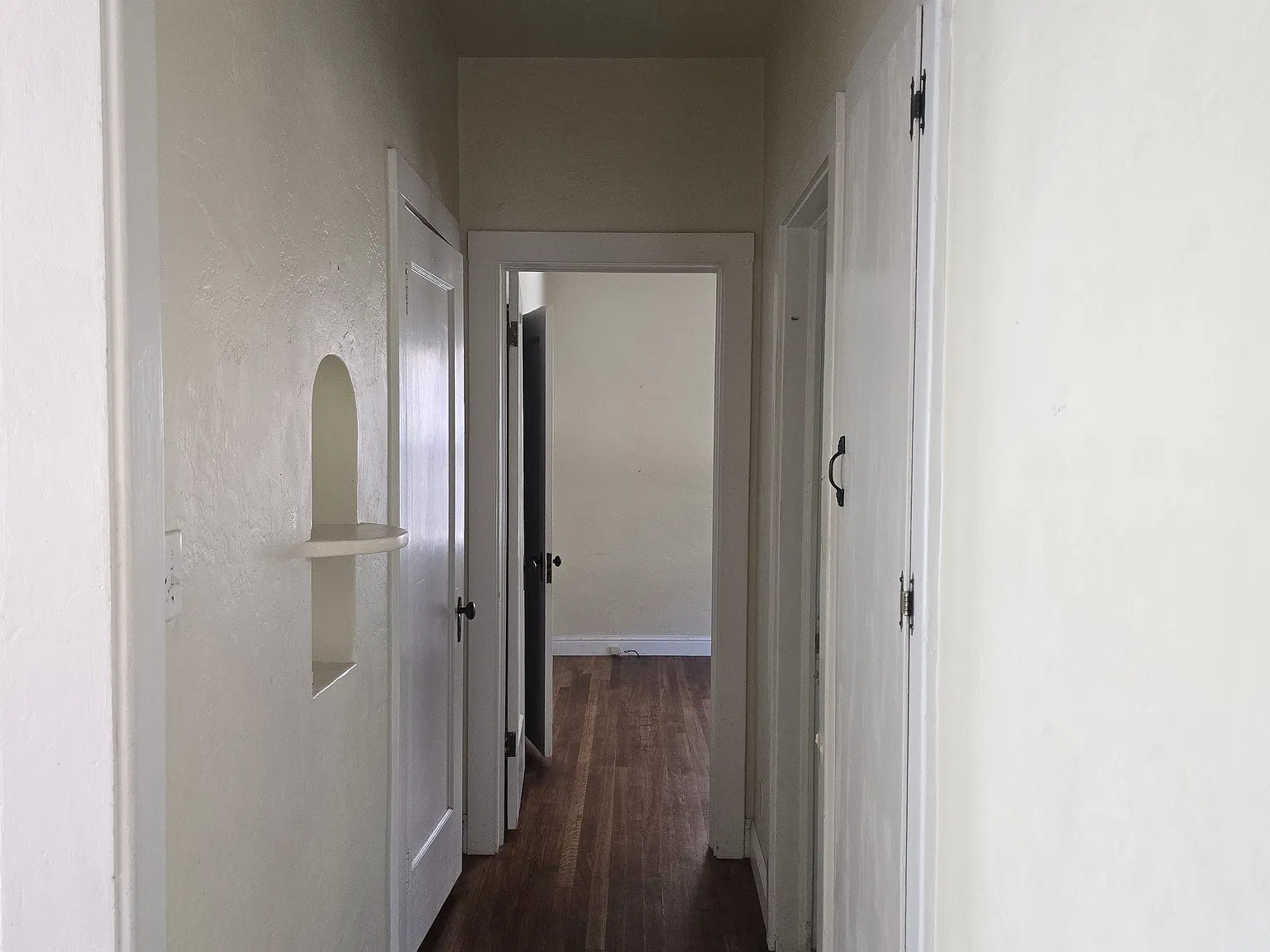 2164 Waldon St — Photo 2