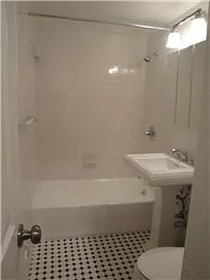 Rented by KG Properties | media 33
