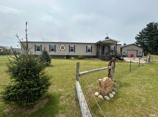 10105 E 150th Rd N, Grovertown, IN 46531