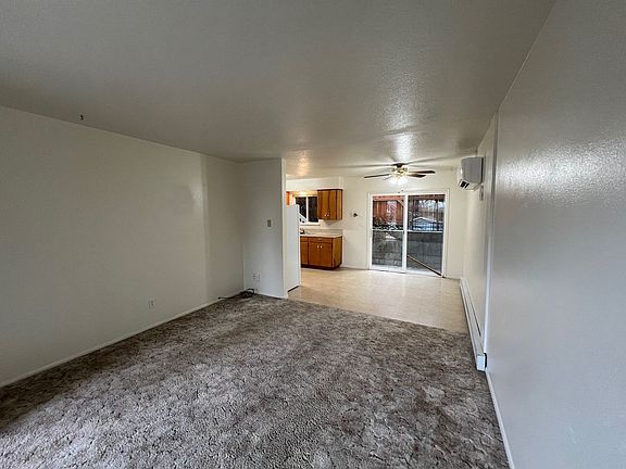 4th image of 563-565 NE Casper St #563