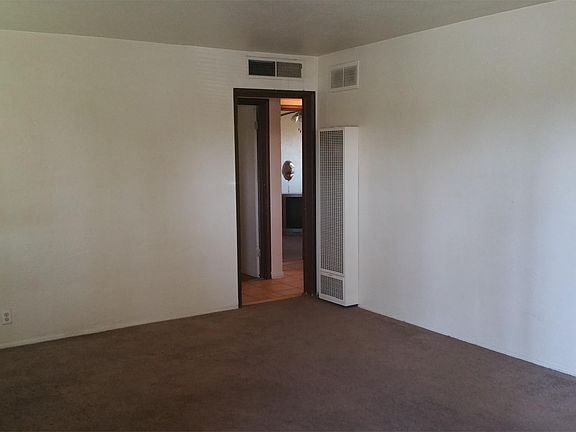 5th image of 3405 E Terrace Ave