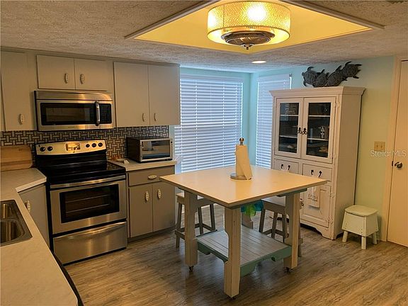 5th image of 11052 W Cove Harbor Dr #1