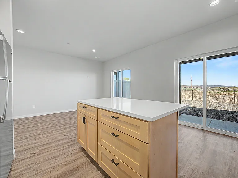 1311 NE 2nd Ave #1-5 — Photo 12