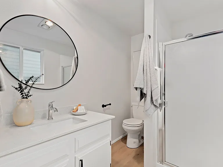 3601 NE 145th St — Photo 23