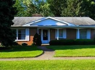 164 Arlington Dr, Bellevue, OH 44811