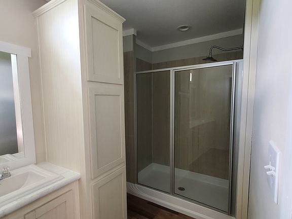 4th image of 331 Marigold Ln