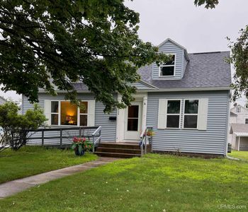 1009 W Hughitt St, Iron Mountain, MI, 49801