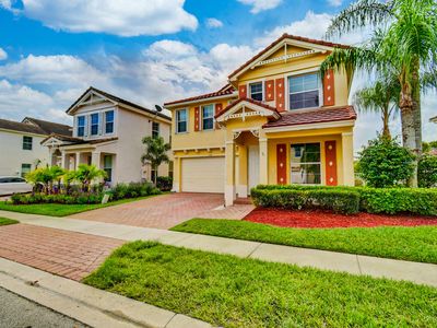 300 Belle Grove Ln, Royal Palm Beach, FL, 33411