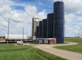 6807 Irish Hollow Rd, Lancaster, WI 53813