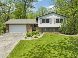 5568 Winsome Way, Fitchburg, WI 53575