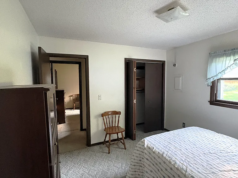 2148 N Church St — Photo 20