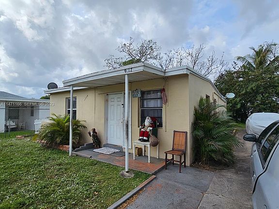 3rd image of 1817 NW 25th Ave