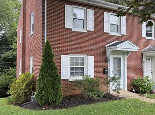 1025 Edgemoor Ct, Lancaster, PA 17601