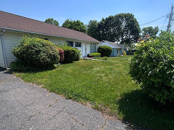 3rd image of 74 Leonard Drive