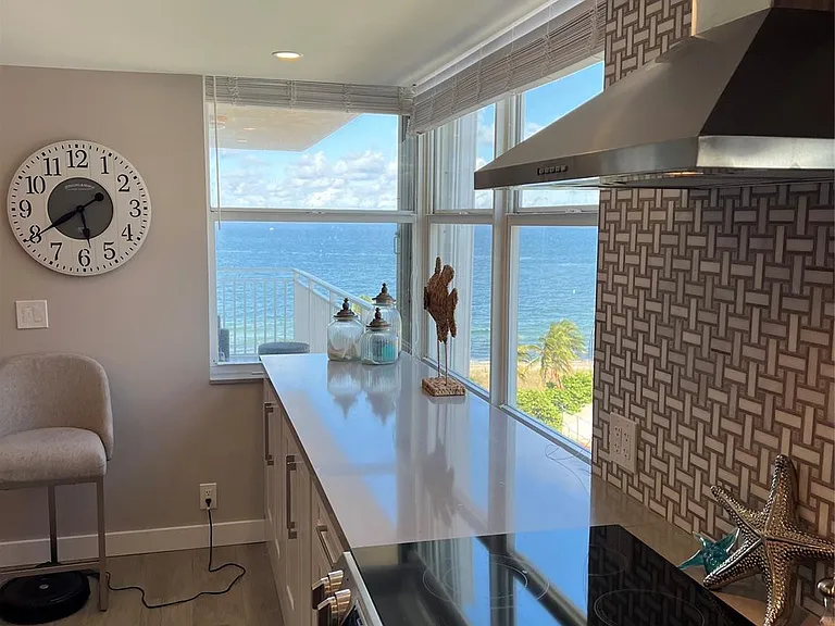 5200 N Ocean Blvd #914A — Photo 45