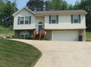 477 Egypt Rd, Bluff City, TN 37618