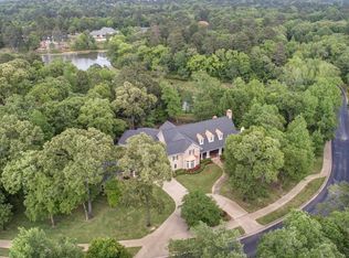 2070 Stonegate Blvd, Tyler, TX 75703