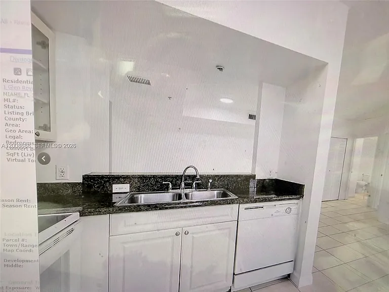 1 Glenn Royal Pkwy #1405 — Photo 2