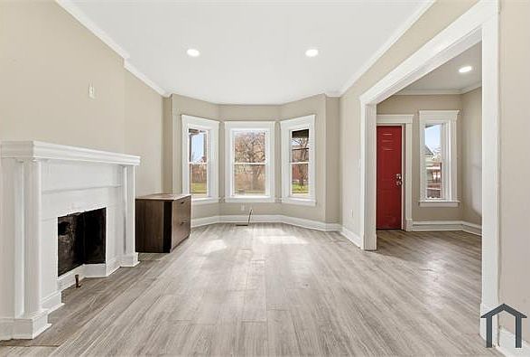 1st image of 7417 Decker Ave #7417